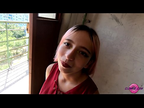 ❤️ Sensuele studente pijpt een vreemdeling in de outback - Cum On His Face ️ Homemade porno at us ❌
